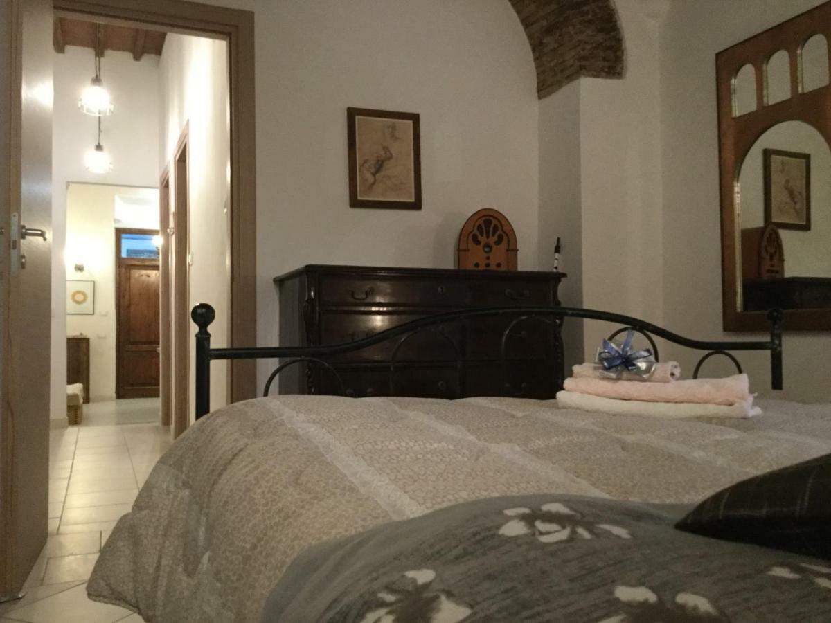 New Maria'S House Livorno. Il Cisternone Appartement Buitenkant foto