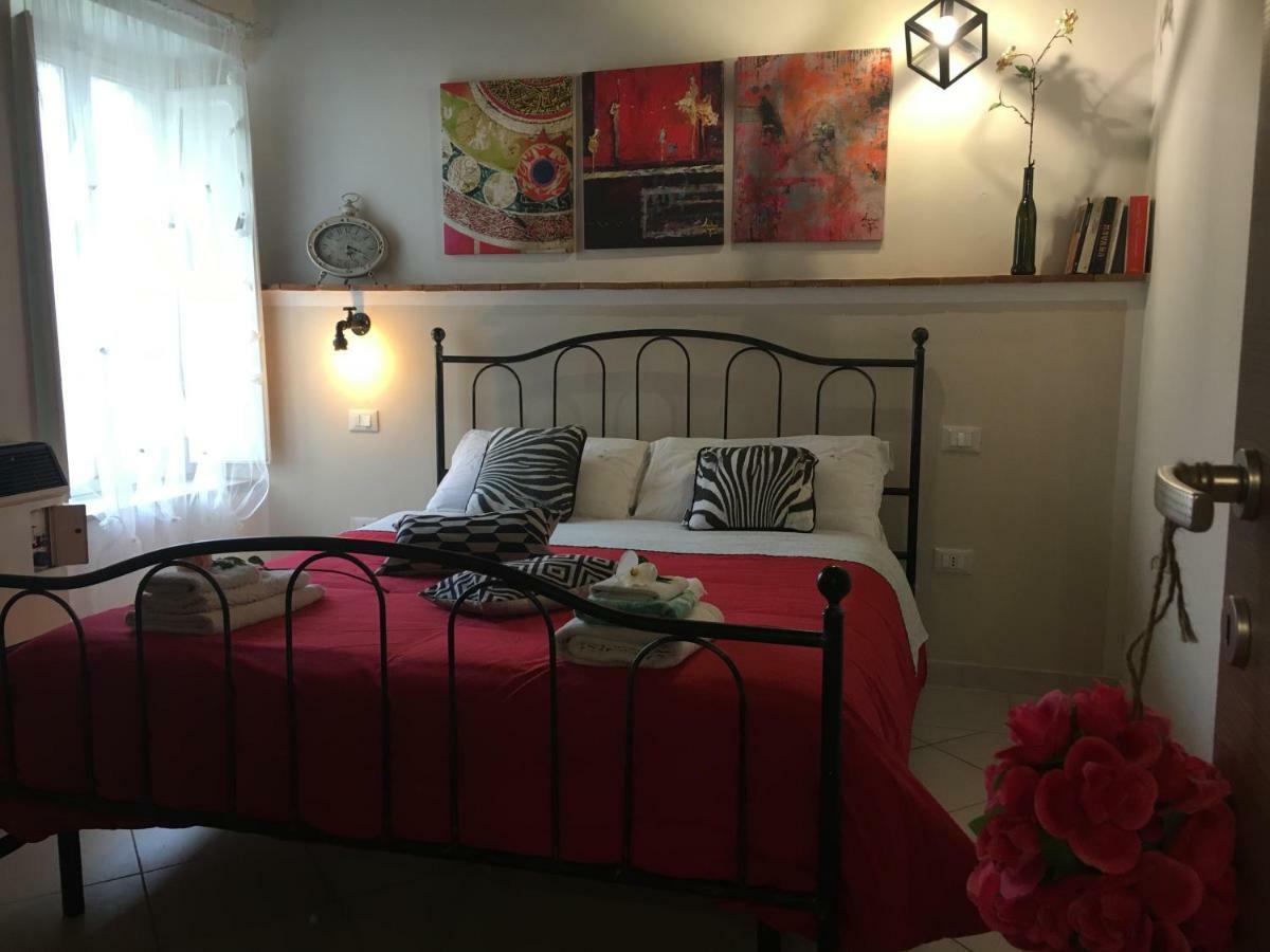 New Maria'S House Livorno. Il Cisternone Appartement Buitenkant foto