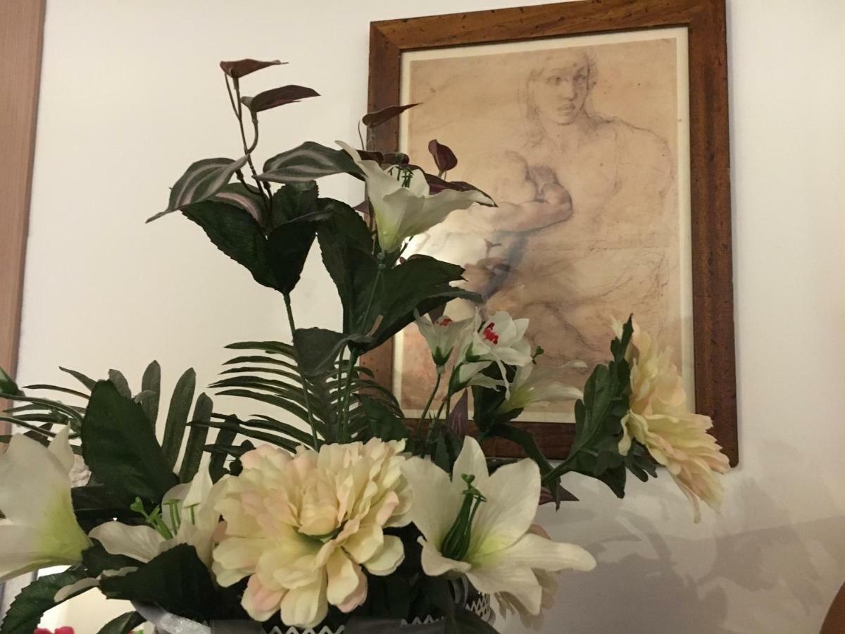 New Maria'S House Livorno. Il Cisternone Appartement Buitenkant foto